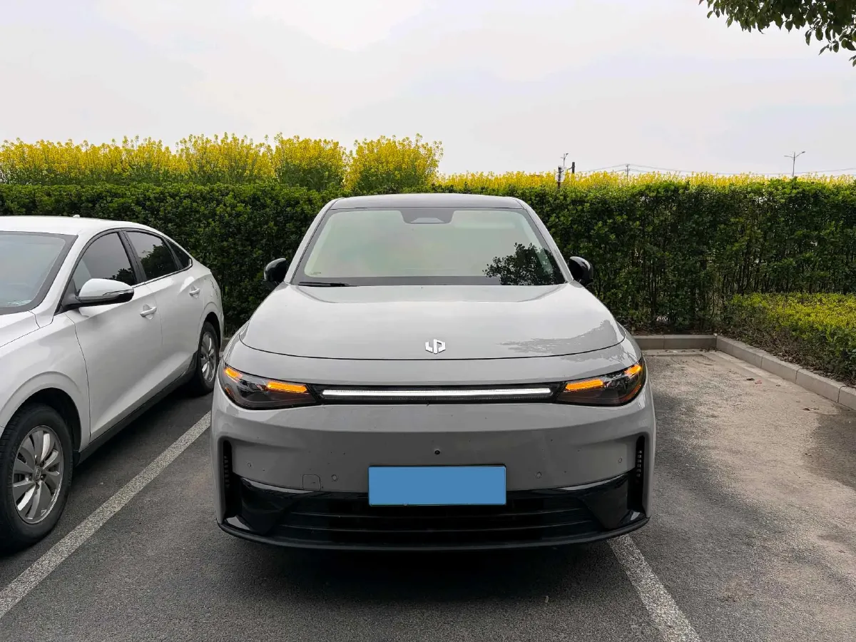 2024 Leapmotor C10 BEV 69.9KWH,autocango,china used car exporter,china ev exporter,chinese used car exporter,chinese used ev exporter