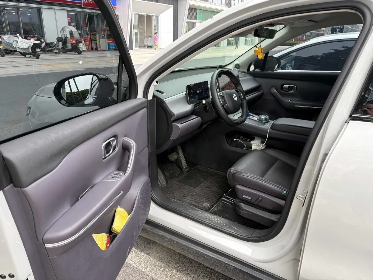 2024 Leapmotor C10 BEV 69.9KWH,autocango,china used car exporter,china ev exporter,chinese used car exporter,chinese used ev exporter