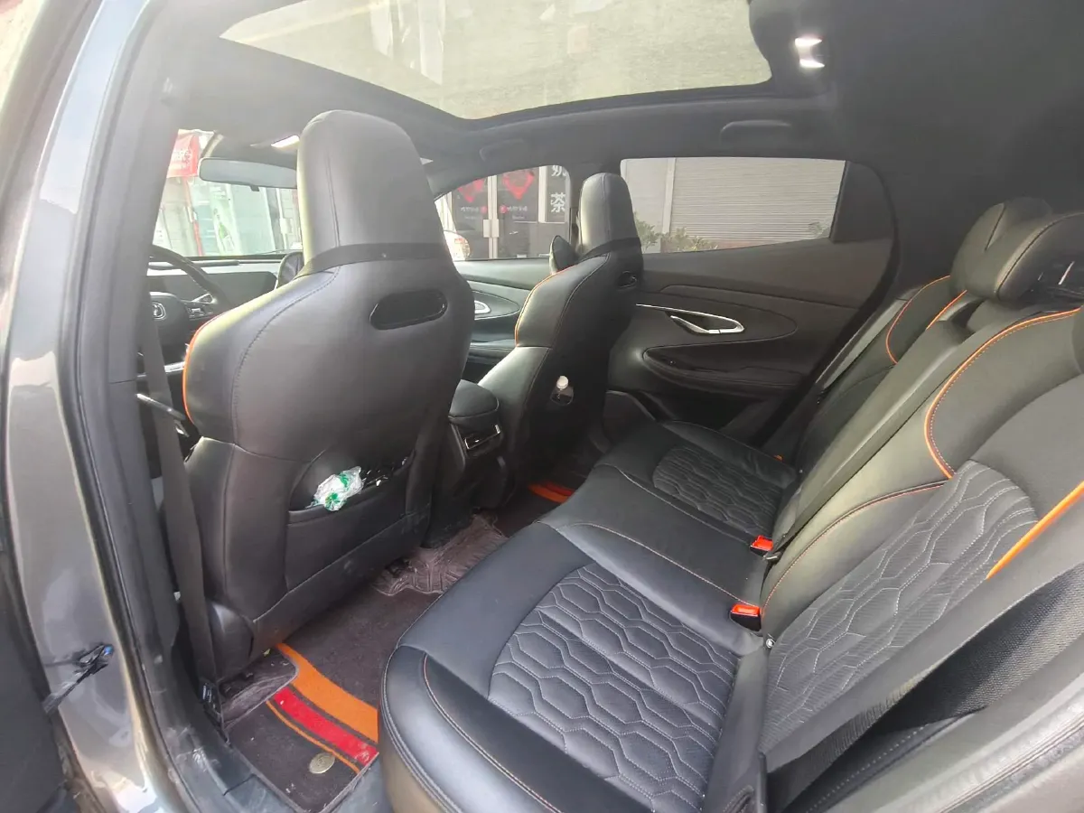 2022 ChangAn UNI-T 1.5T 188HP L4 7DCT,autocango,china used car exporter,china ev exporter,chinese used car exporter,chinese used ev exporter