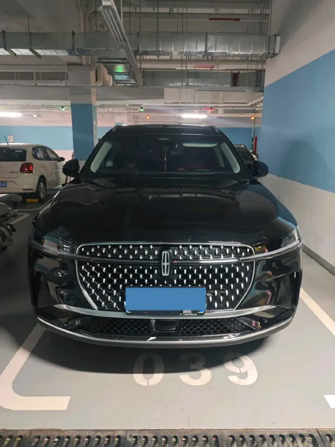 2023 Lincoln Nautilus 2.0T 261HP L4 8AT,autocango,china used car exporter,china ev exporter,chinese used car exporter,chinese used ev exporter