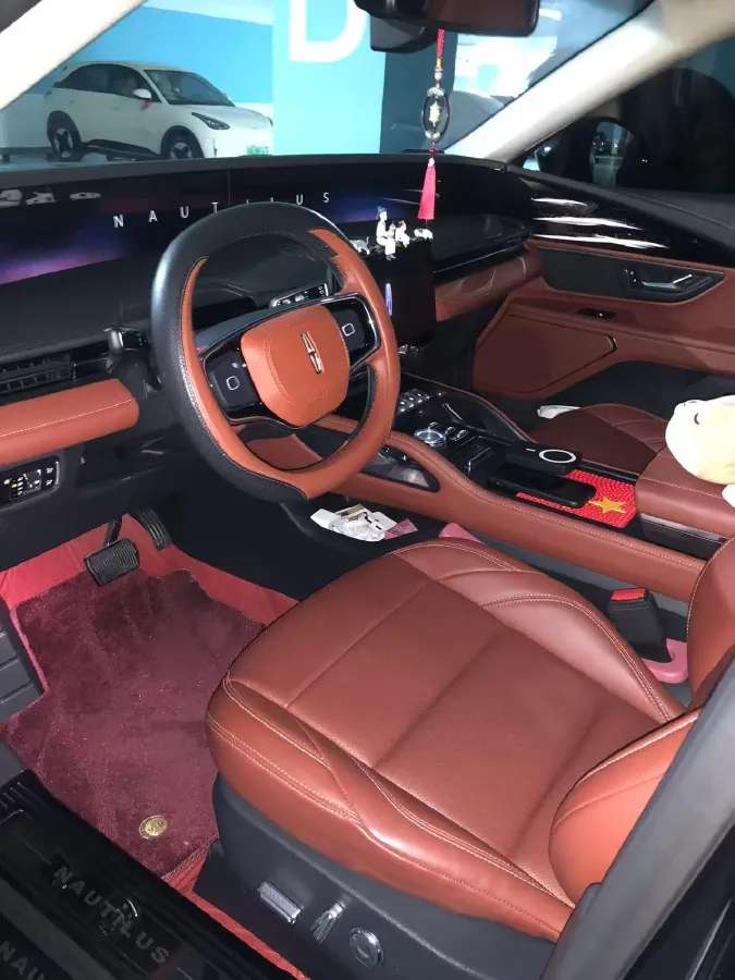 2023 Lincoln Nautilus 2.0T 261HP L4 8AT,autocango,china used car exporter,china ev exporter,chinese used car exporter,chinese used ev exporter