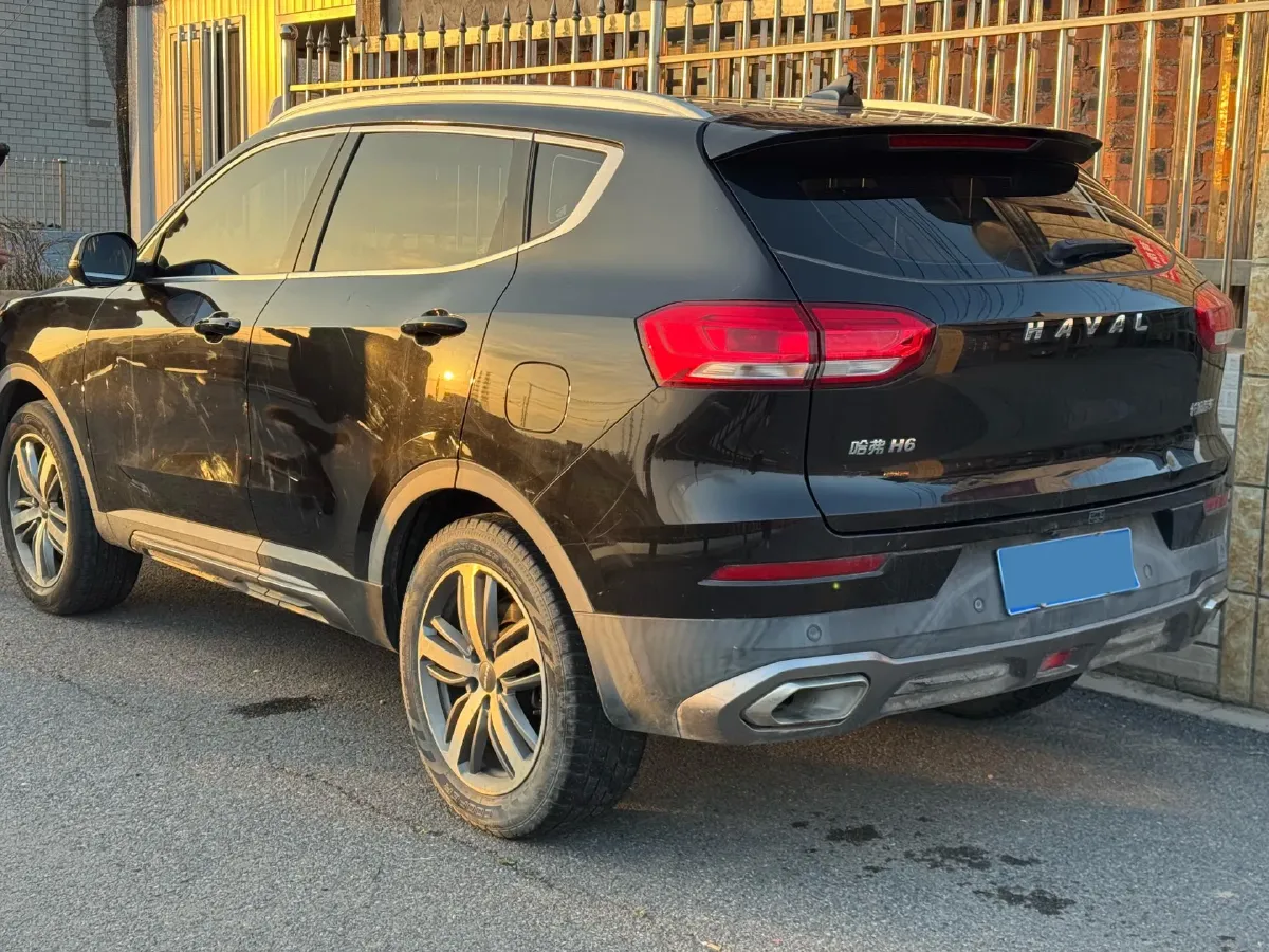2020 Haval H6 1.5T 169HP L4 7DCT,autocango,china used car exporter,china ev exporter,chinese used car exporter,chinese used ev exporter