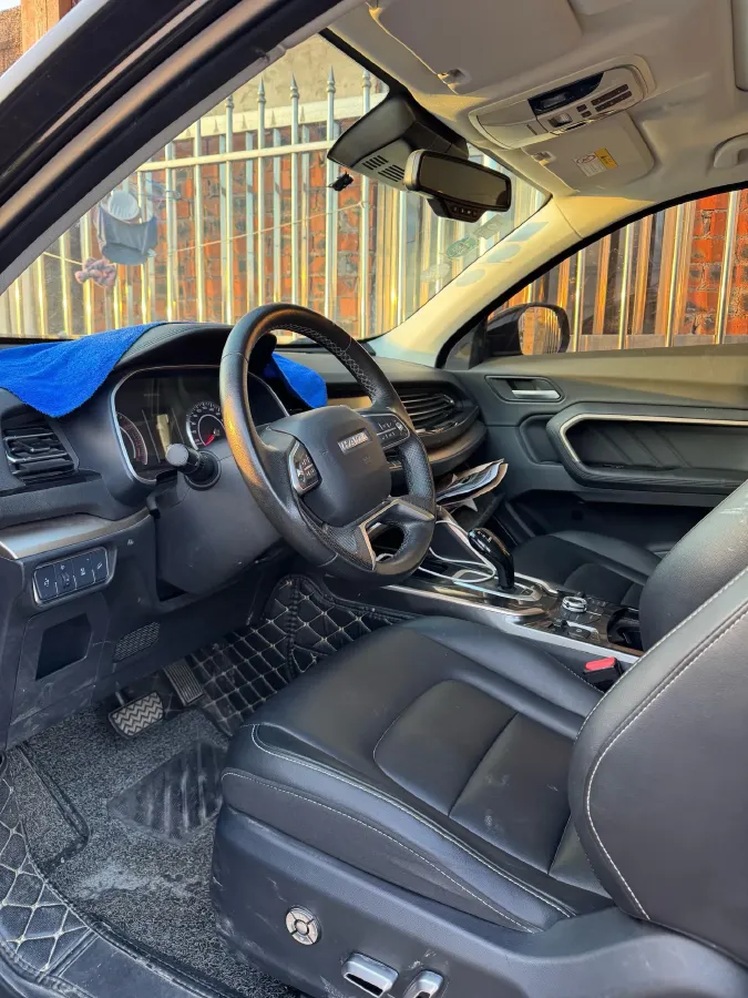 2020 Haval H6 1.5T 169HP L4 7DCT,autocango,china used car exporter,china ev exporter,chinese used car exporter,chinese used ev exporter