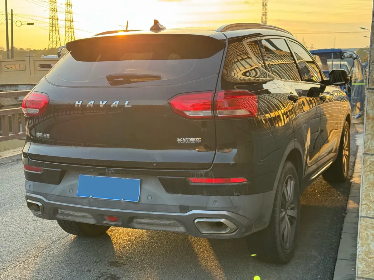 2020 Haval H6 1.5T 169HP L4 7DCT,autocango,china used car exporter,china ev exporter,chinese used car exporter,chinese used ev exporter