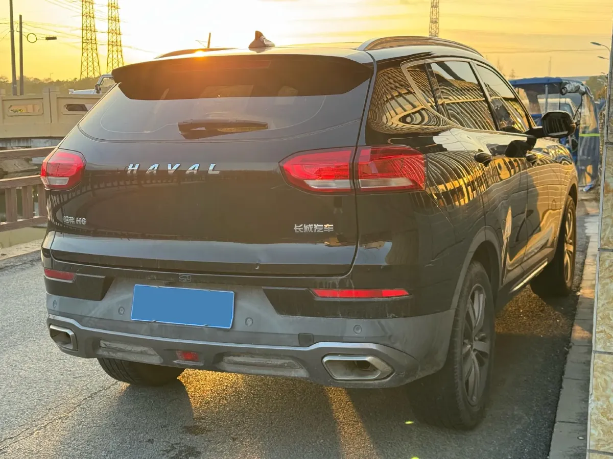 2020 Haval H6 1.5T 169HP L4 7DCT,autocango,china used car exporter,china ev exporter,chinese used car exporter,chinese used ev exporter