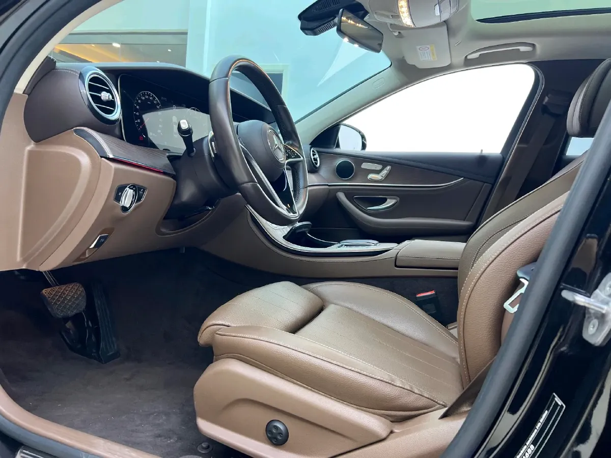 2022 Mercedes-Benz E Class 2.0T 258HP L4 9AT,autocango,china used car exporter,china ev exporter,chinese used car exporter,chinese used ev exporter