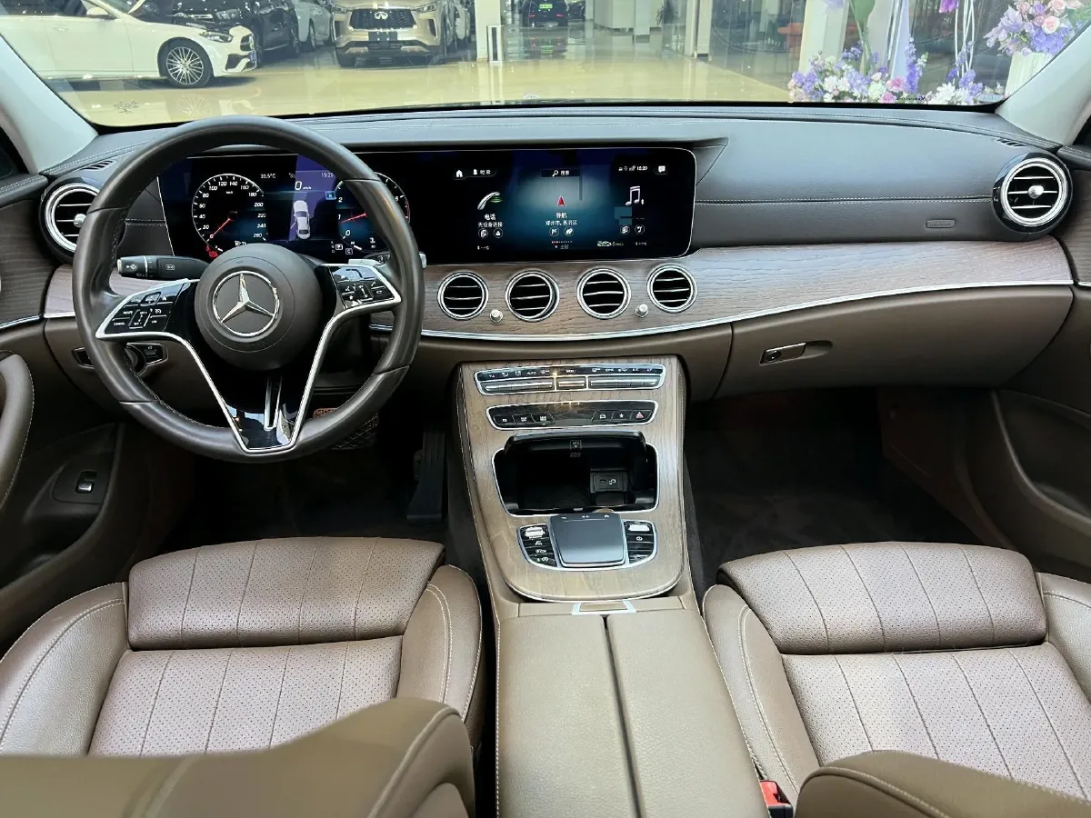 2022 Mercedes-Benz E Class 2.0T 258HP L4 9AT,autocango,china used car exporter,china ev exporter,chinese used car exporter,chinese used ev exporter