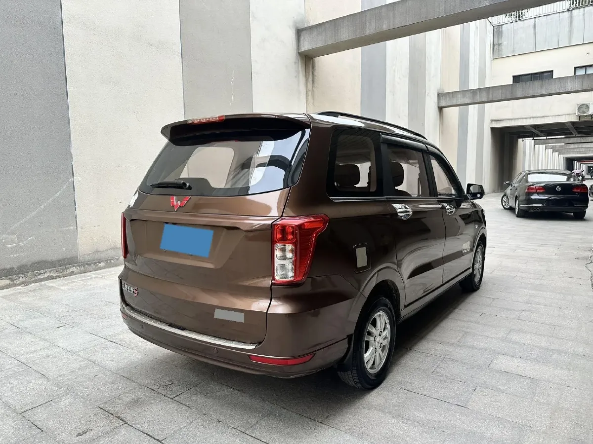 2021 WuLing RongGuang New Truck 1.5L 99HP L4 5MT,autocango,china used car exporter,china ev exporter,chinese used car exporter,chinese used ev exporter