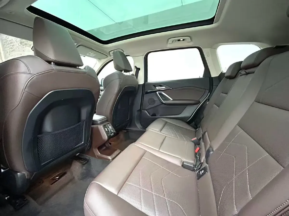 2023 BMW X1 1.5T 156HP L3 7DCT,autocango,china used car exporter,china ev exporter,chinese used car exporter,chinese used ev exporter