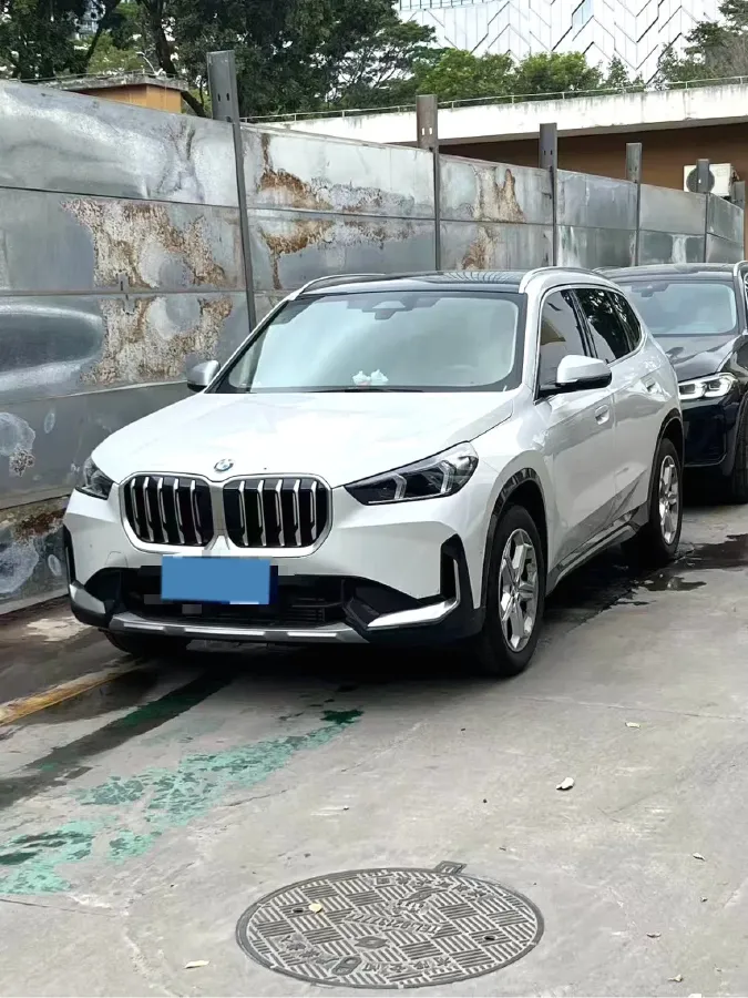 2023 BMW X1 1.5T 156HP L3 7DCT,autocango,china used car exporter,china ev exporter,chinese used car exporter,chinese used ev exporter