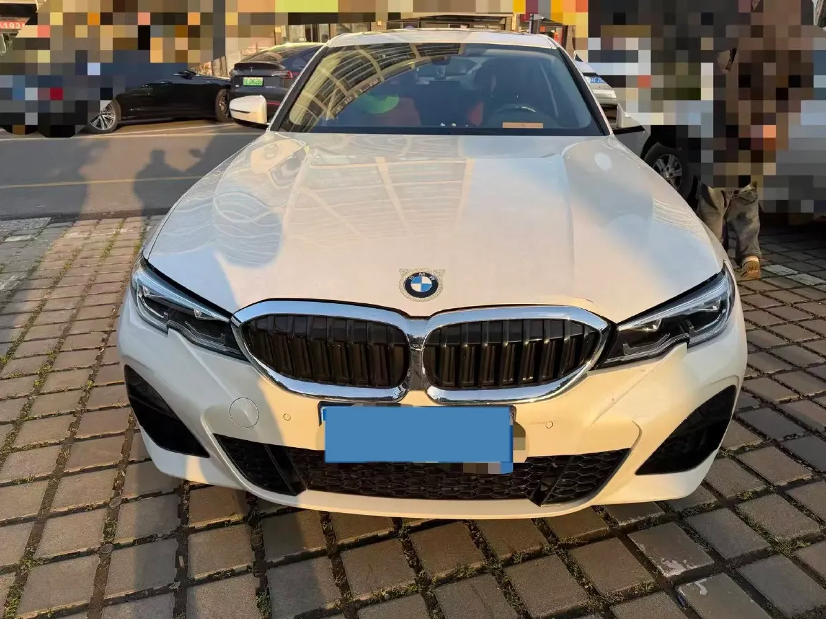2021 BMW 3 Series 2.0T 156HP L4 8AT,autocango,china used car exporter,china ev exporter,chinese used car exporter,chinese used ev exporter