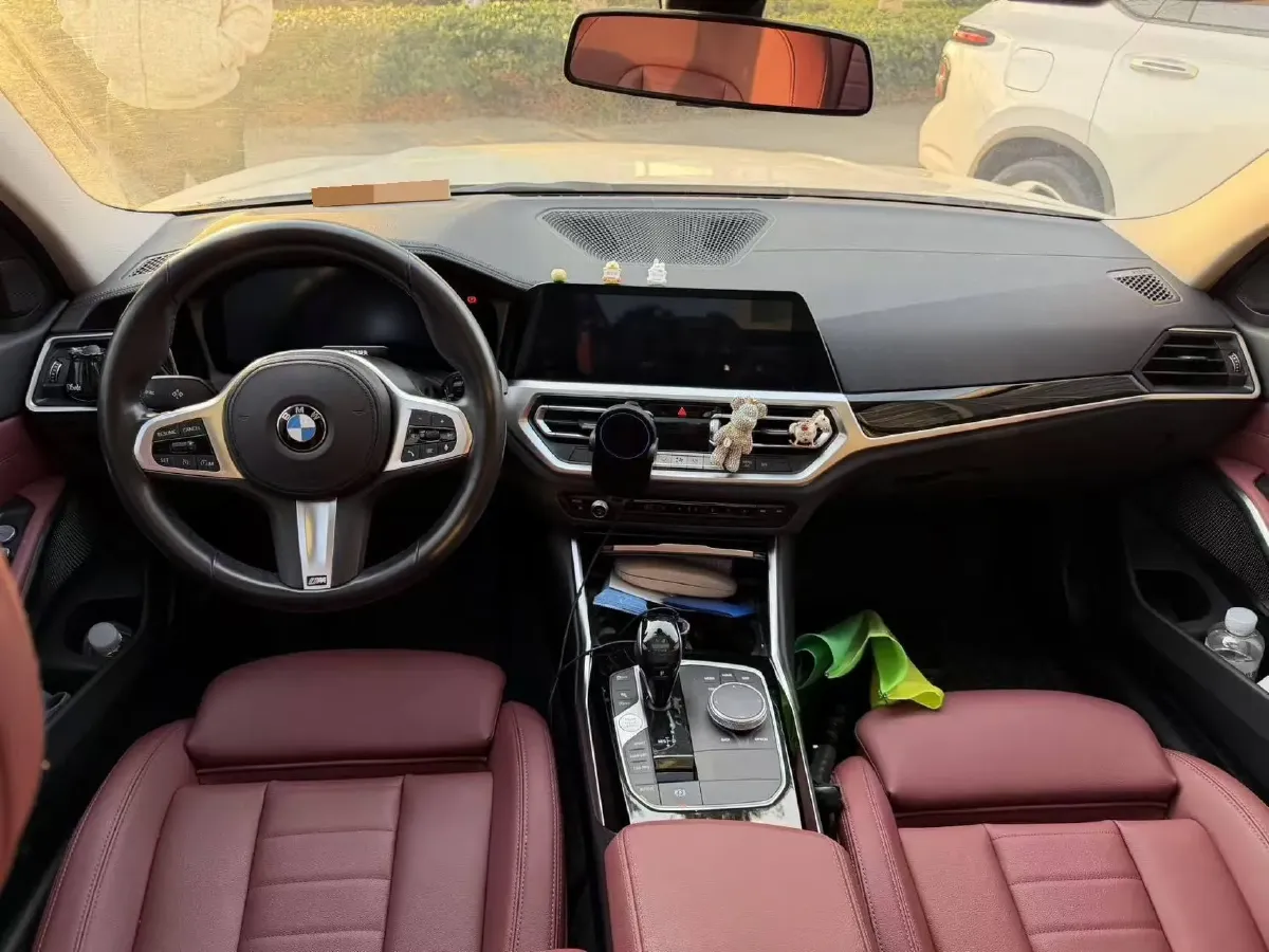 2021 BMW 3 Series 2.0T 156HP L4 8AT,autocango,china used car exporter,china ev exporter,chinese used car exporter,chinese used ev exporter