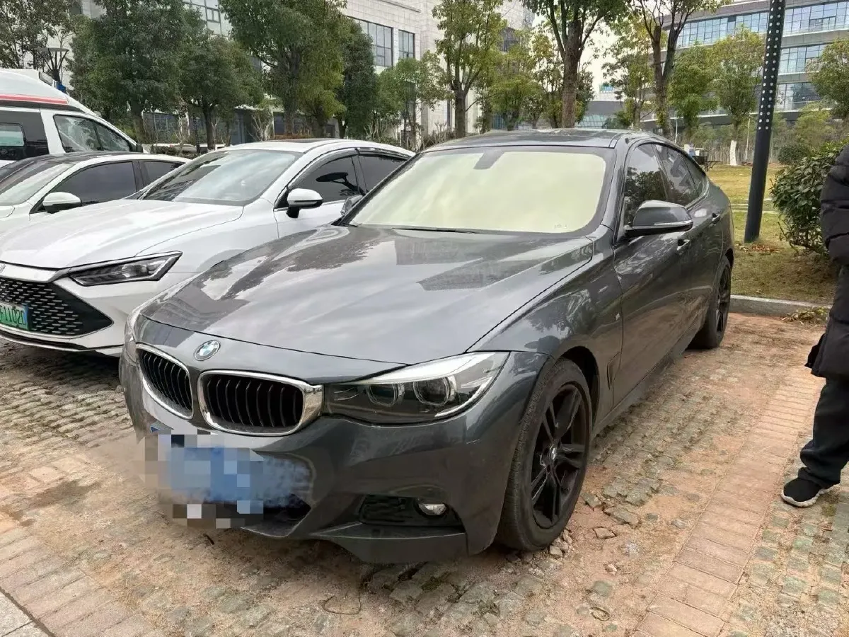2020 BMW 3 Series GT 2.0T 184HP L4 8AT,autocango,china used car exporter,china ev exporter,chinese used car exporter,chinese used ev exporter