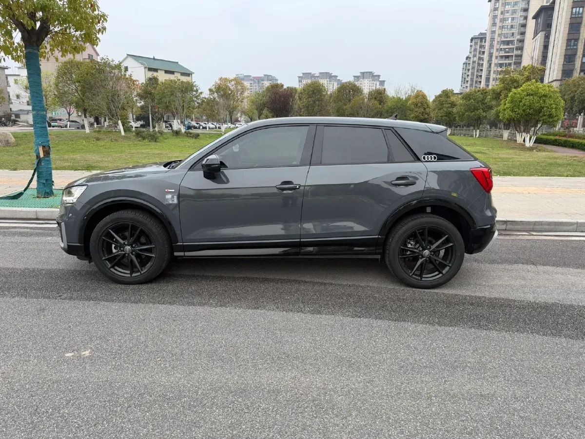 2021 Audi Q2L 1.4T 150HP L4 7DCT,autocango,china used car exporter,china ev exporter,chinese used car exporter,chinese used ev exporter