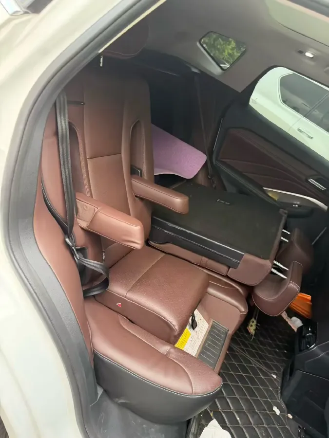 2021 WEY VV6 2.0T 227HP L4 7DCT,autocango,china used car exporter,china ev exporter,chinese used car exporter,chinese used ev exporter