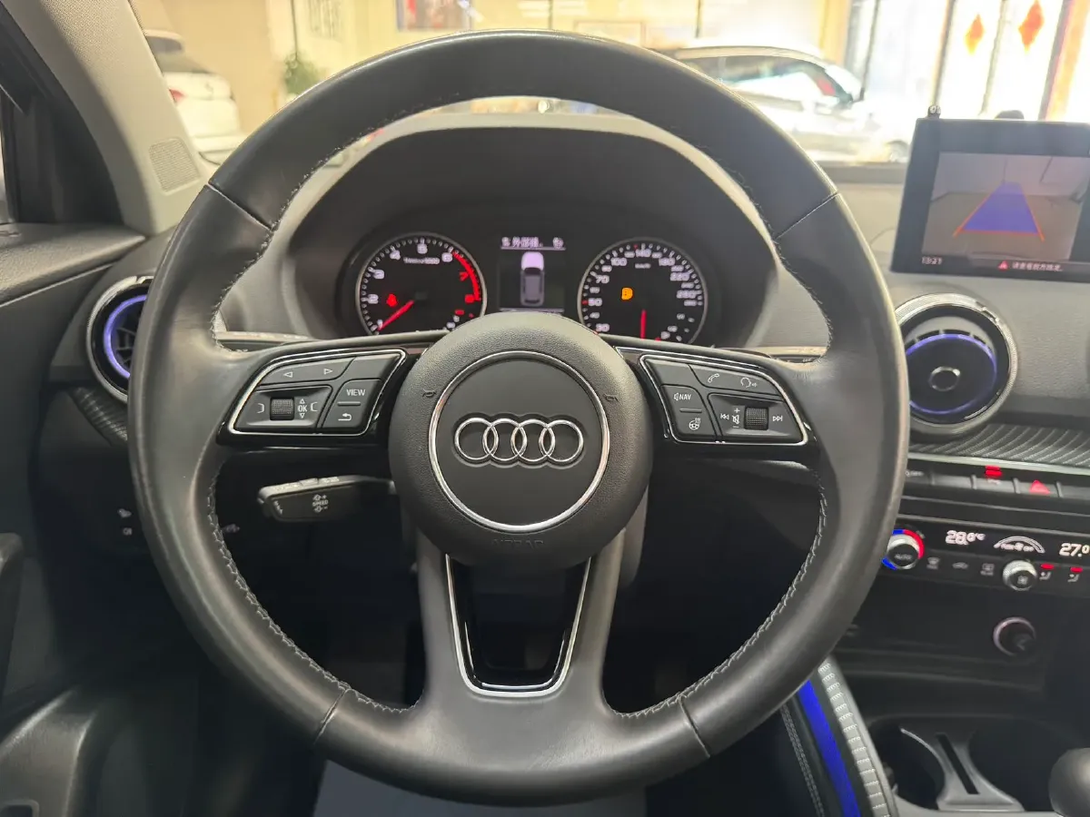 2022 Audi Q2L 1.4T 150HP L4 7DCT,autocango,china used car exporter,china ev exporter,chinese used car exporter,chinese used ev exporter