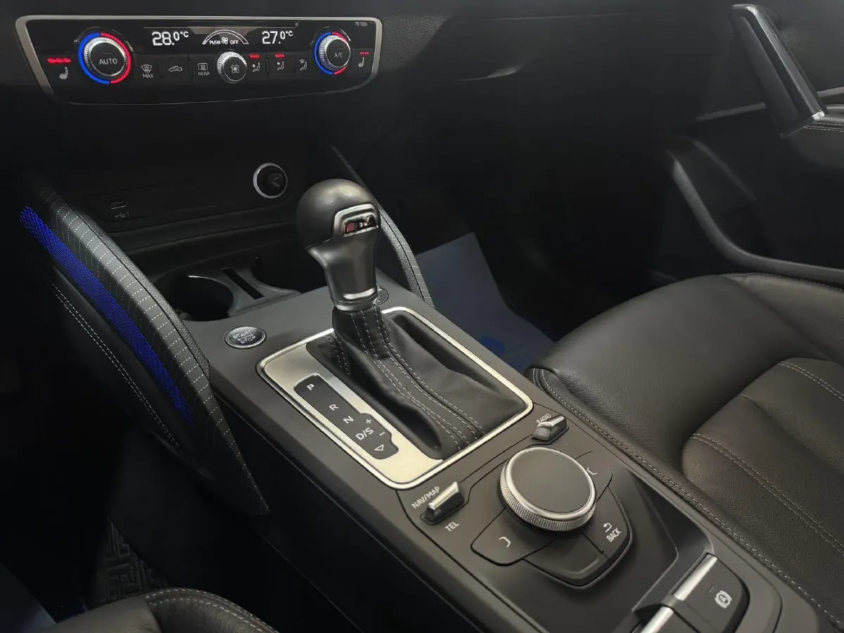 2022 Audi Q2L 1.4T 150HP L4 7DCT,autocango,china used car exporter,china ev exporter,chinese used car exporter,chinese used ev exporter