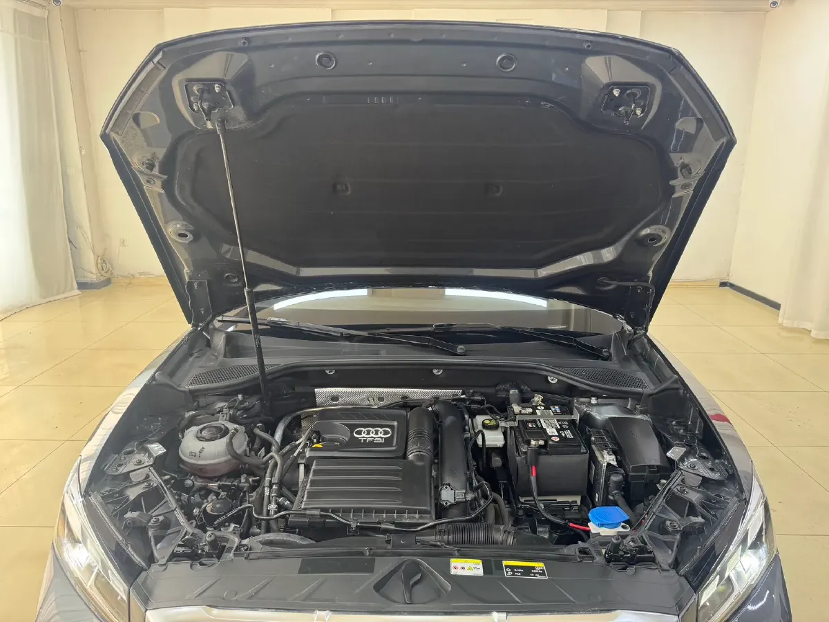 2022 Audi Q2L 1.4T 150HP L4 7DCT,autocango,china used car exporter,china ev exporter,chinese used car exporter,chinese used ev exporter