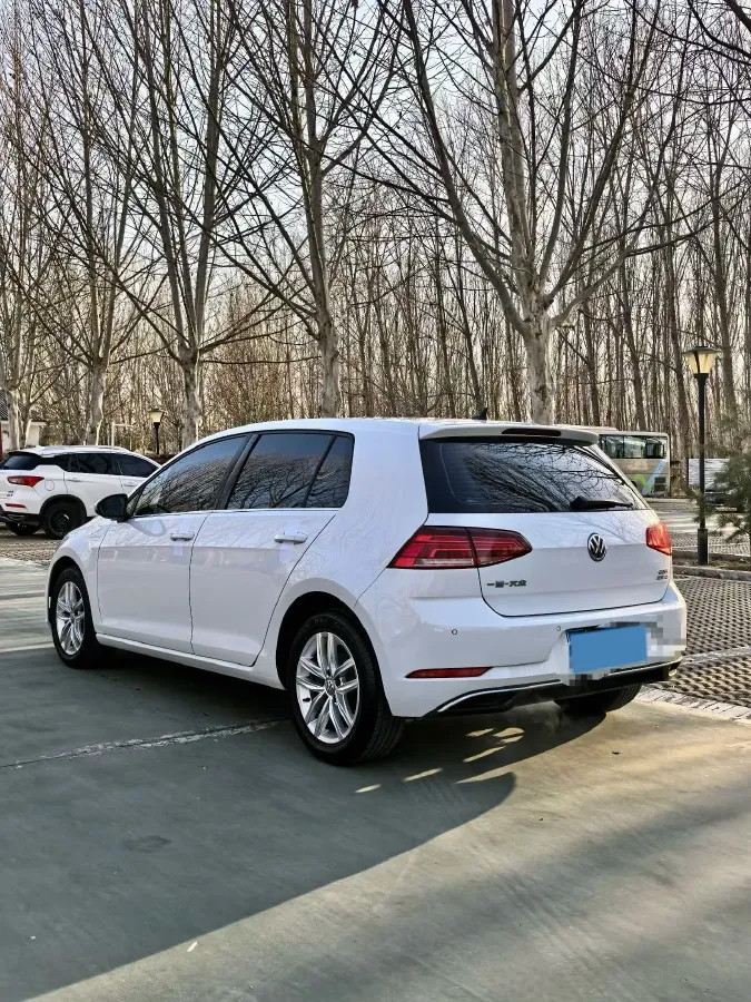 2019 Brilliance Auto V7 1.8T 231HP L4 7DCT,autocango,china used car exporter,china ev exporter,chinese used car exporter,chinese used ev exporter