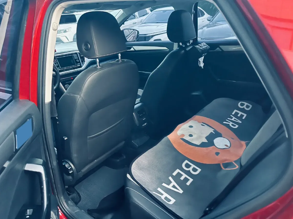 2019 Volkswagen T-Roc 1.4T 131HP L4 7DCT,autocango,china used car exporter,china ev exporter,chinese used car exporter,chinese used ev exporter