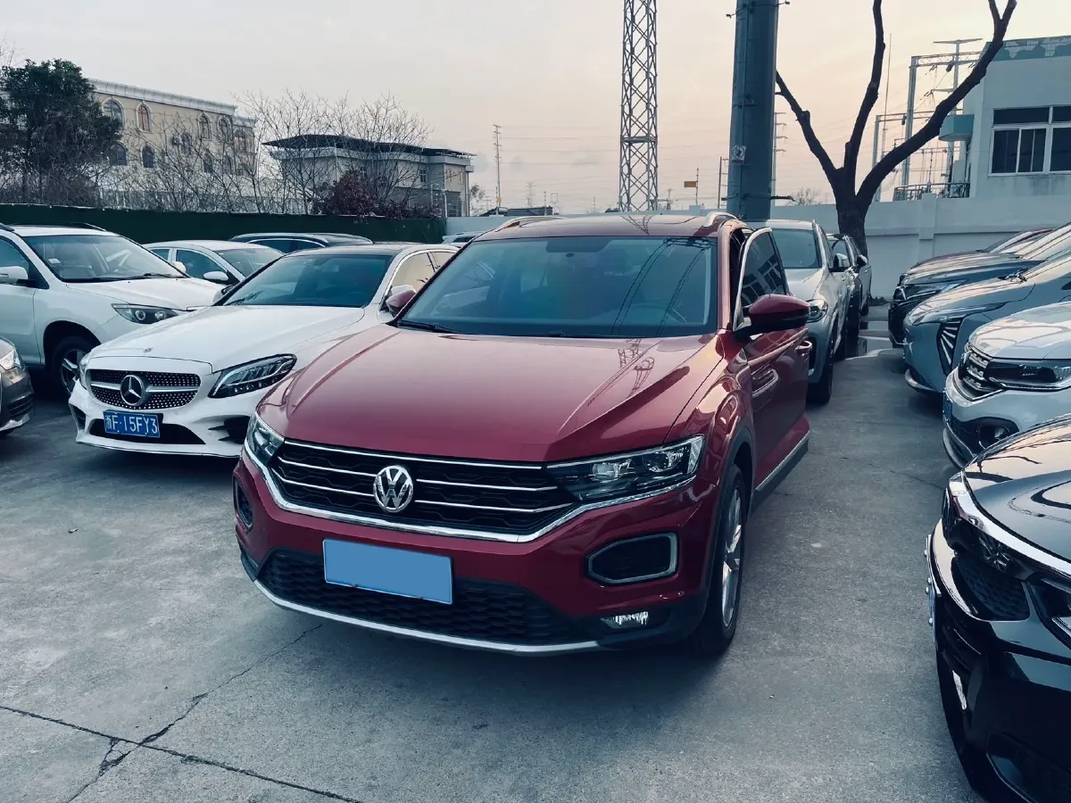 2019 Volkswagen T-Roc 1.4T 131HP L4 7DCT,autocango,china used car exporter,china ev exporter,chinese used car exporter,chinese used ev exporter
