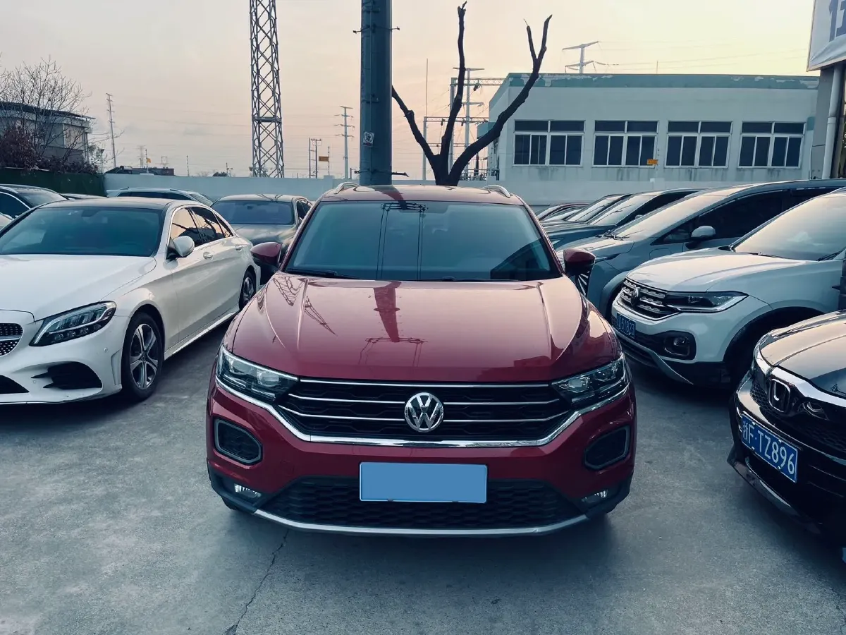 2019 Volkswagen T-Roc 1.4T 131HP L4 7DCT,autocango,china used car exporter,china ev exporter,chinese used car exporter,chinese used ev exporter