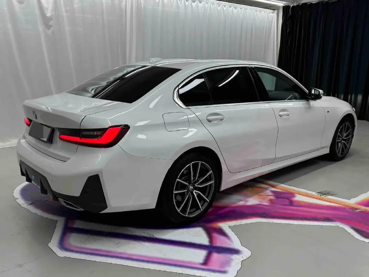 2023 BMW 3 Series 2.0T 156HP L4 8AT,autocango,china used car exporter,china ev exporter,chinese used car exporter,chinese used ev exporter