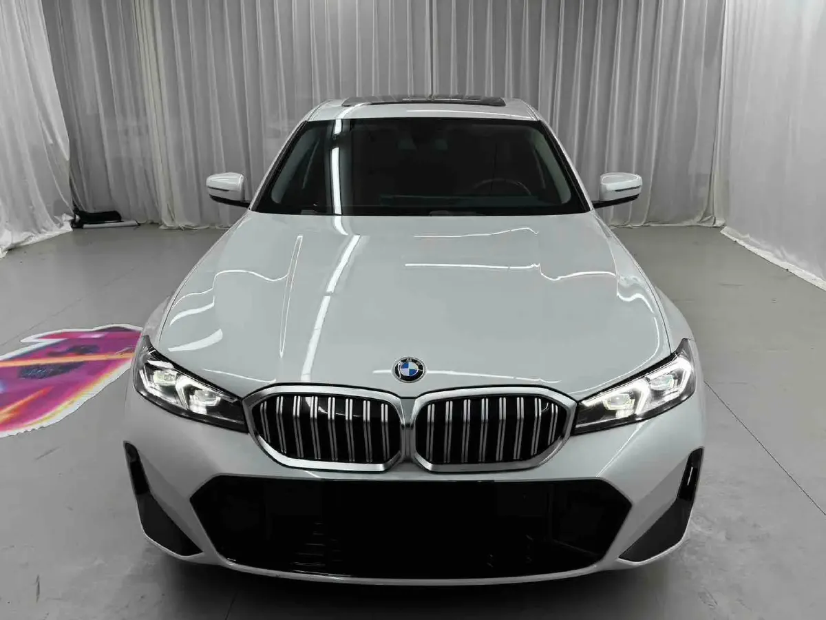 2023 BMW 3 Series 2.0T 156HP L4 8AT,autocango,china used car exporter,china ev exporter,chinese used car exporter,chinese used ev exporter