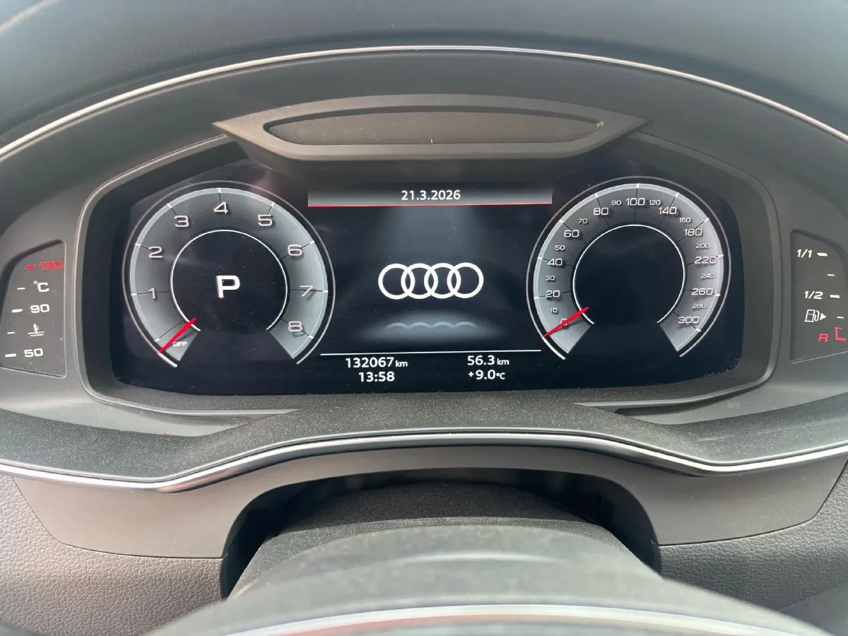 2020 Audi A6L 2.0T 224HP L4 7DCT,autocango,china used car exporter,china ev exporter,chinese used car exporter,chinese used ev exporter