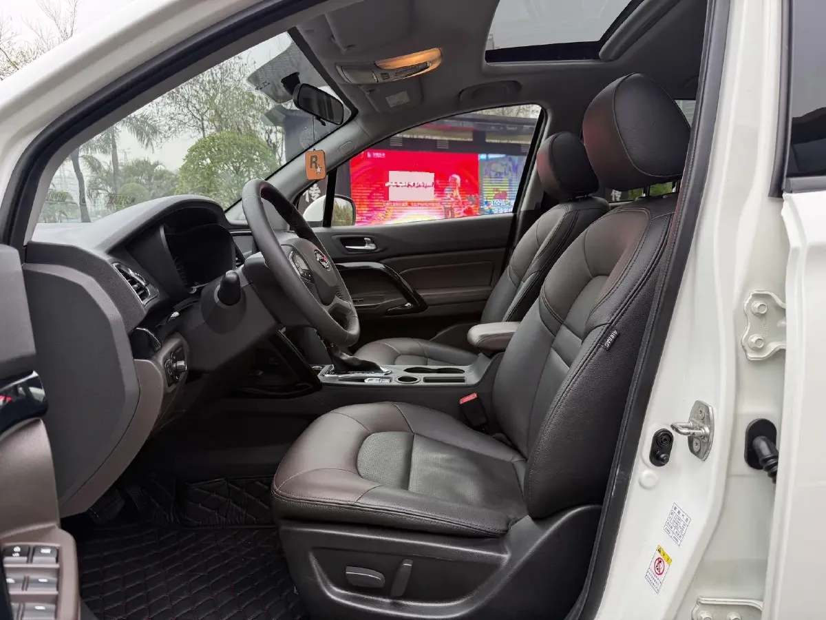 2017 GAC Trumpchi GS4 1.5T 152HP L4 6AT,autocango,china used car exporter,china ev exporter,chinese used car exporter,chinese used ev exporter