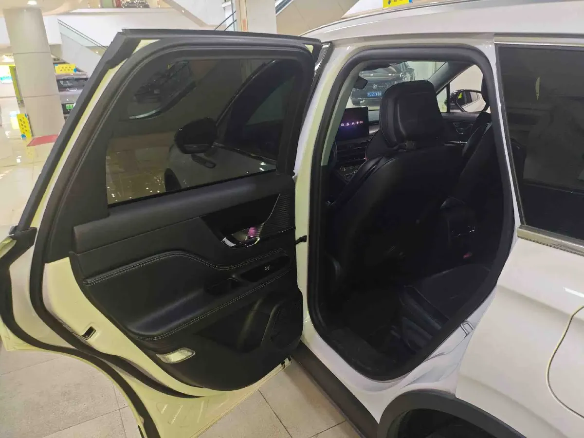 2020 Lincoln Corsair 2.0T 245HP L4 8AT,autocango,china used car exporter,china ev exporter,chinese used car exporter,chinese used ev exporter