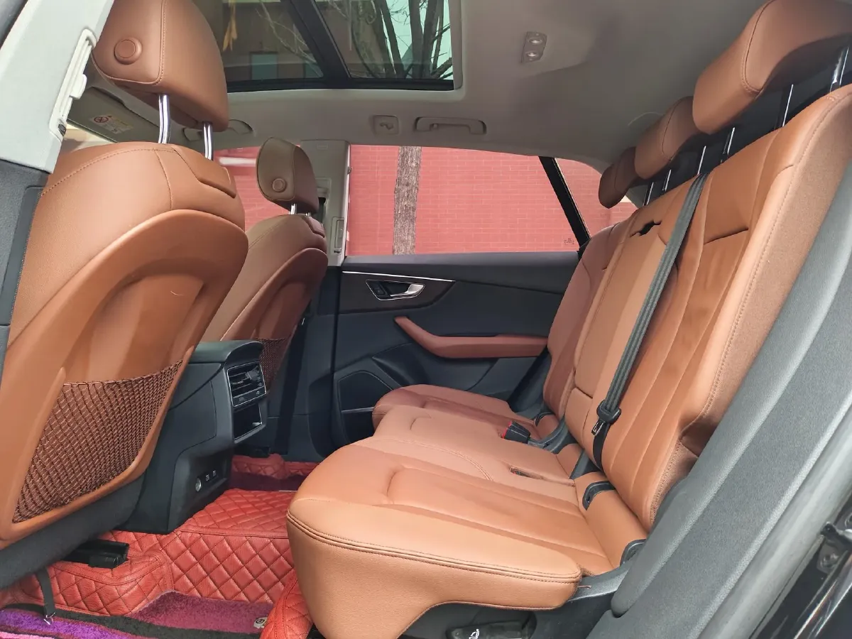 2021 Audi Q8 3.0T 340HP V6 8AT,autocango,china used car exporter,china ev exporter,chinese used car exporter,chinese used ev exporter