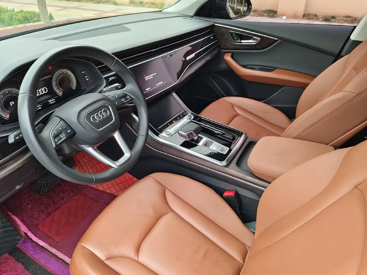 2021 Audi Q8 3.0T 340HP V6 8AT,autocango,china used car exporter,china ev exporter,chinese used car exporter,chinese used ev exporter