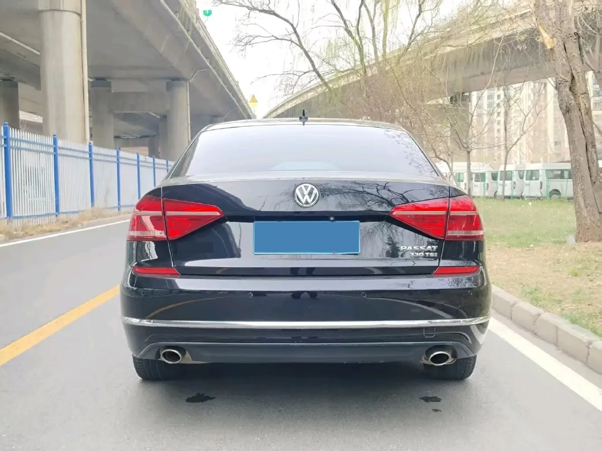 2017 Volkswagen Passat 1.8T 180HP L4 7DCT,autocango,china used car exporter,china ev exporter,chinese used car exporter,chinese used ev exporter