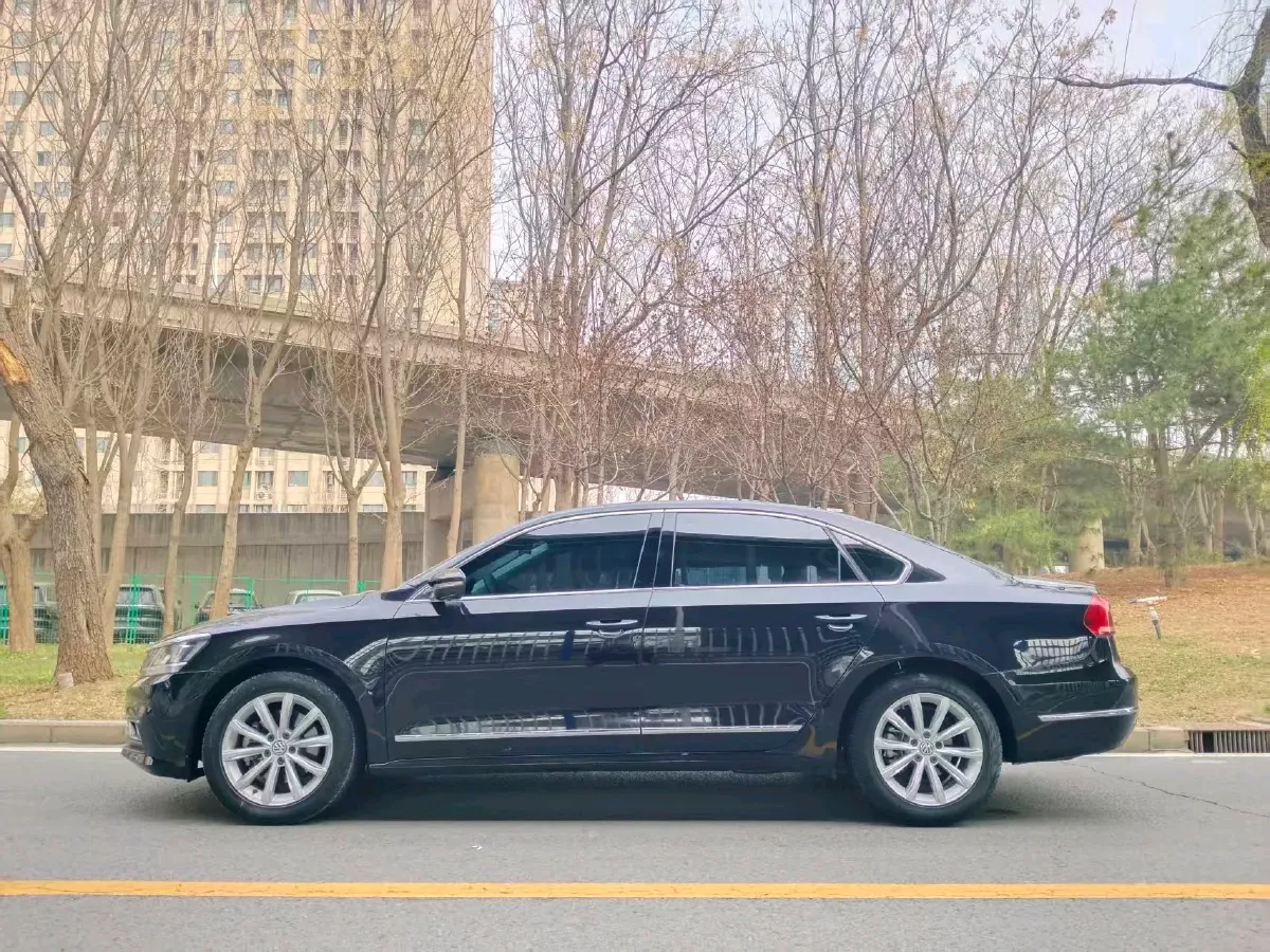 2017 Volkswagen Passat 1.8T 180HP L4 7DCT,autocango,china used car exporter,china ev exporter,chinese used car exporter,chinese used ev exporter