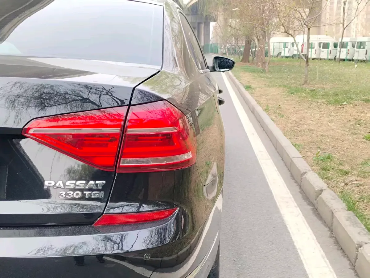 2017 Volkswagen Passat 1.8T 180HP L4 7DCT,autocango,china used car exporter,china ev exporter,chinese used car exporter,chinese used ev exporter