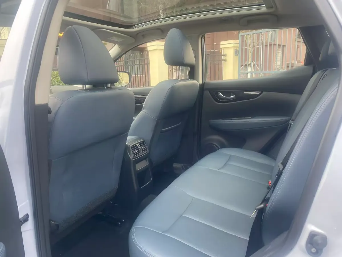 2025 Nissan Qashqai 2.0L 151HP L4 CVT,autocango,china used car exporter,china ev exporter,chinese used car exporter,chinese used ev exporter