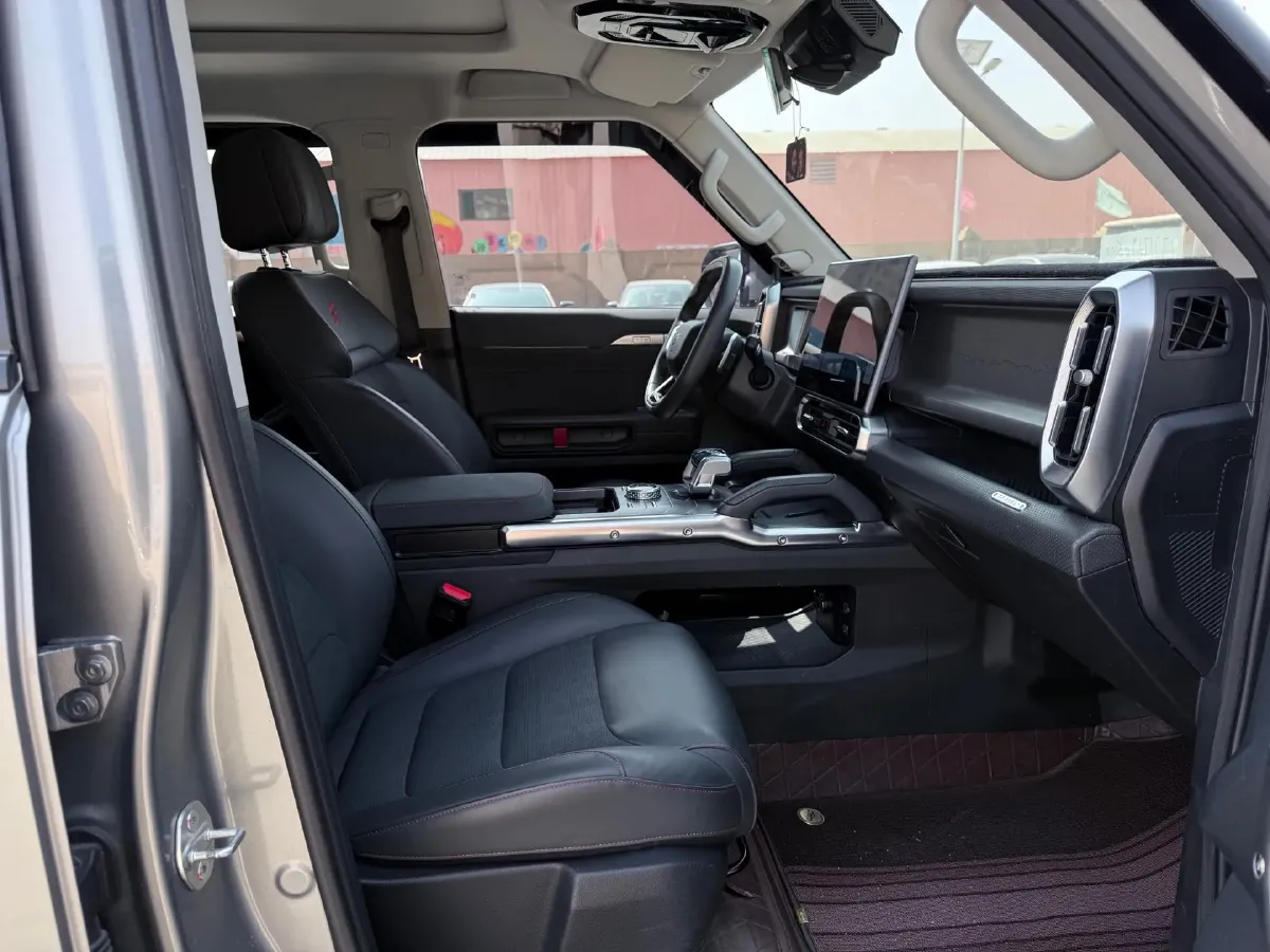 2023 Jetour Traveller 2.0T 254HP L4 8AT,autocango,china used car exporter,china ev exporter,chinese used car exporter,chinese used ev exporter