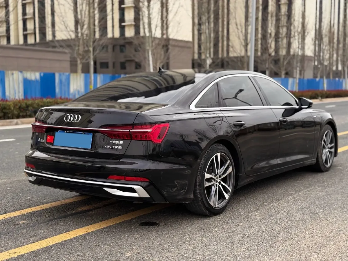 2019 Audi A6L 2.0T 190HP L4 7DCT,autocango,china used car exporter,china ev exporter,chinese used car exporter,chinese used ev exporter