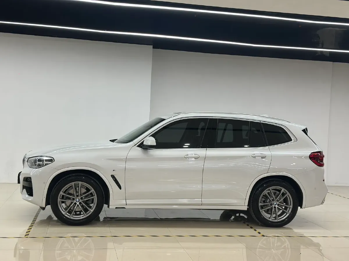 2021 BMW X3 2.0T 224HP L4 8AT,autocango,china used car exporter,china ev exporter,chinese used car exporter,chinese used ev exporter