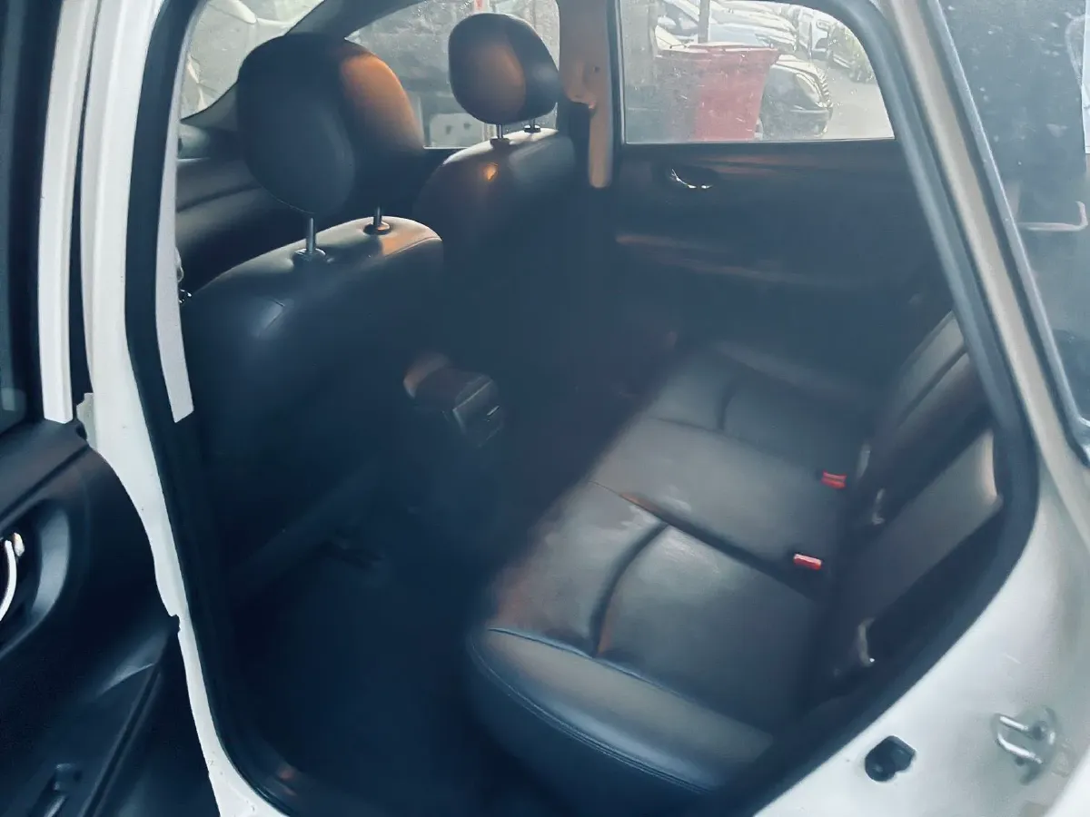 2023 Nissan Tiida 1.6L 122HP L4 CVT,autocango,china used car exporter,china ev exporter,chinese used car exporter,chinese used ev exporter