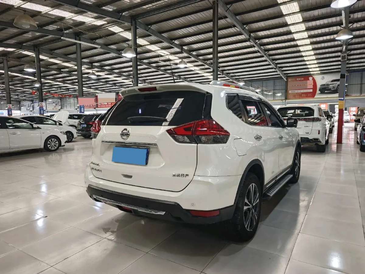 2021 Nissan X-Trail 2.5L 181HP L4 CVT,autocango,china used car exporter,china ev exporter,chinese used car exporter,chinese used ev exporter