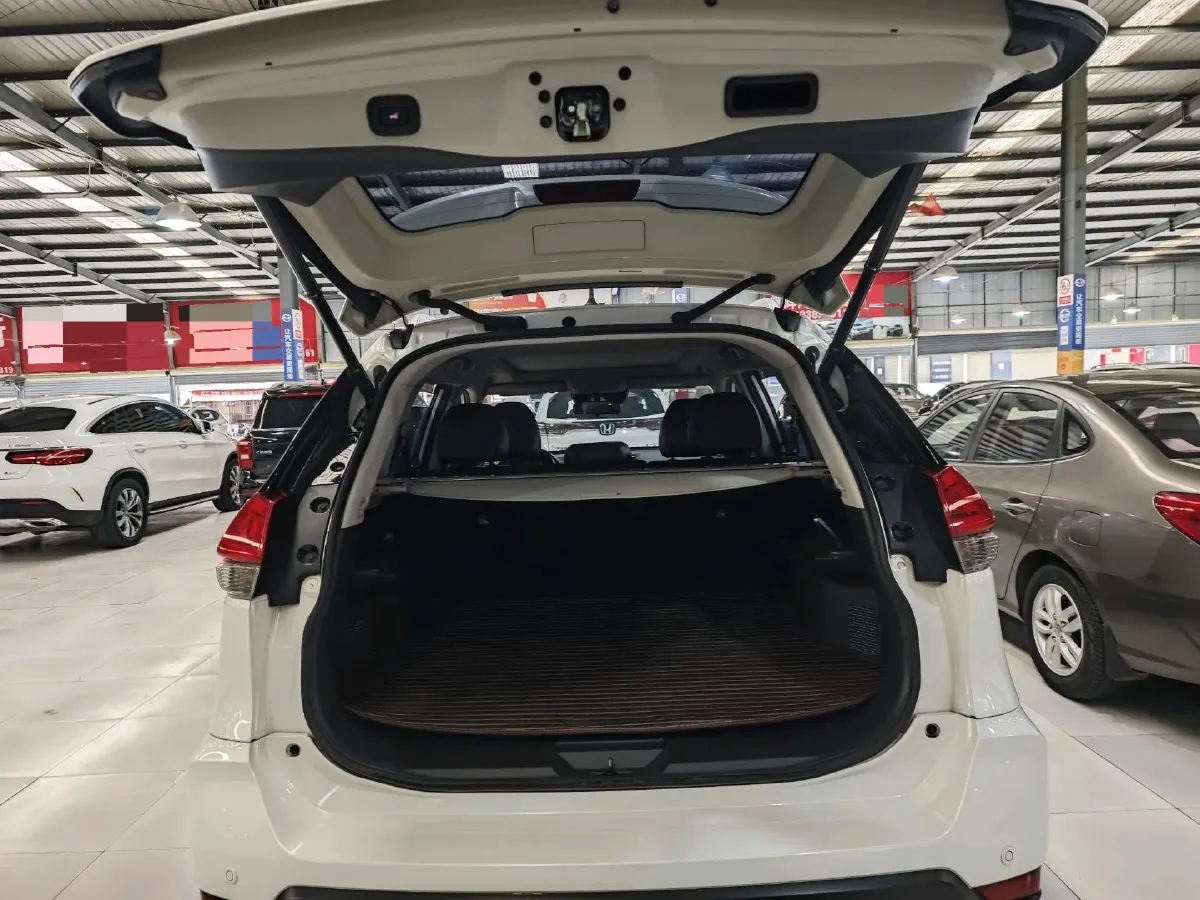 2021 Nissan X-Trail 2.5L 181HP L4 CVT,autocango,china used car exporter,china ev exporter,chinese used car exporter,chinese used ev exporter