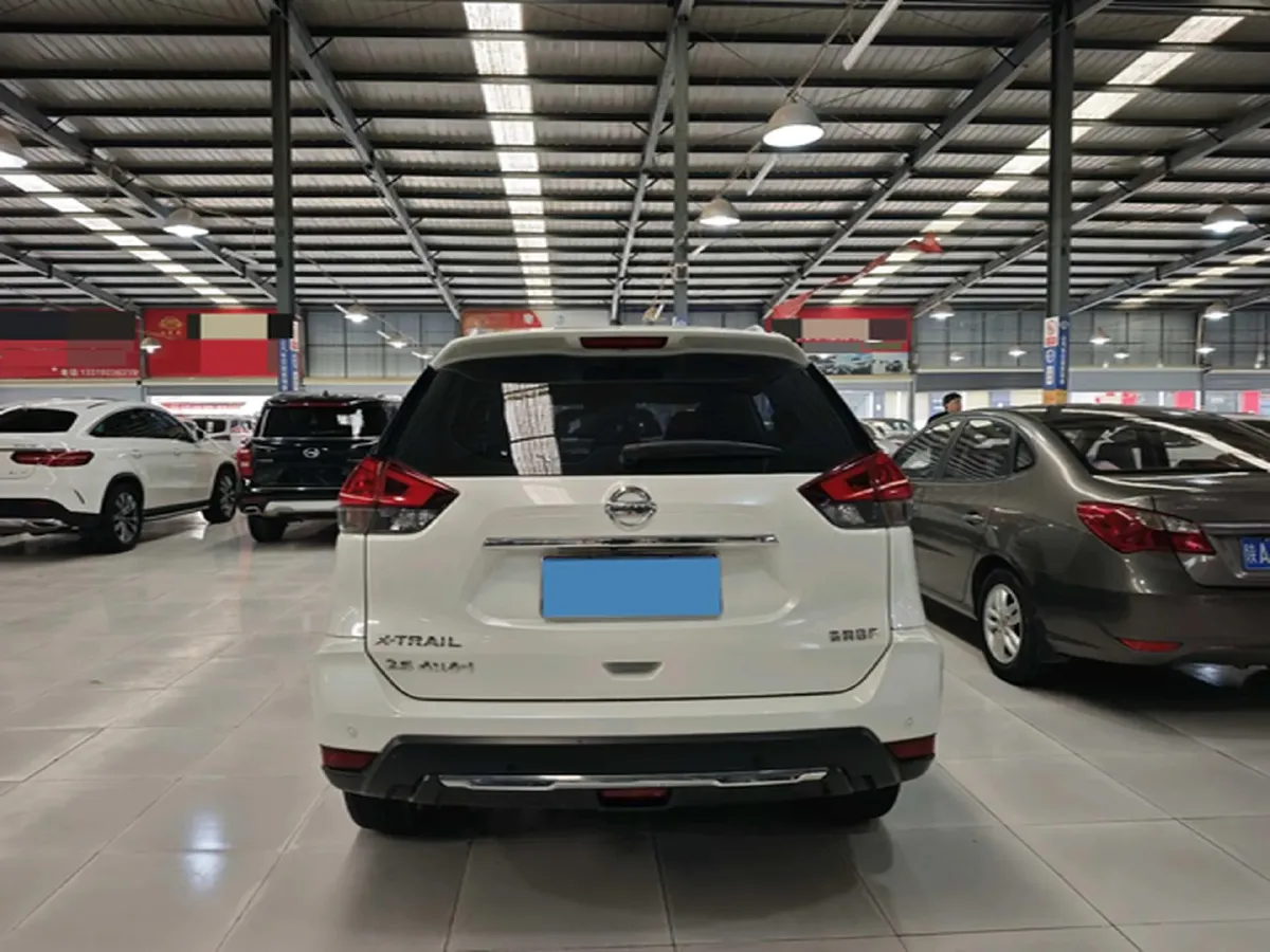 2021 Nissan X-Trail 2.5L 181HP L4 CVT,autocango,china used car exporter,china ev exporter,chinese used car exporter,chinese used ev exporter