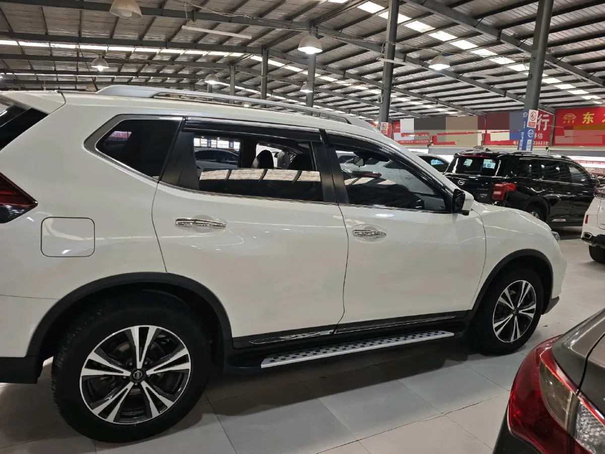 2021 Nissan X-Trail 2.5L 181HP L4 CVT,autocango,china used car exporter,china ev exporter,chinese used car exporter,chinese used ev exporter