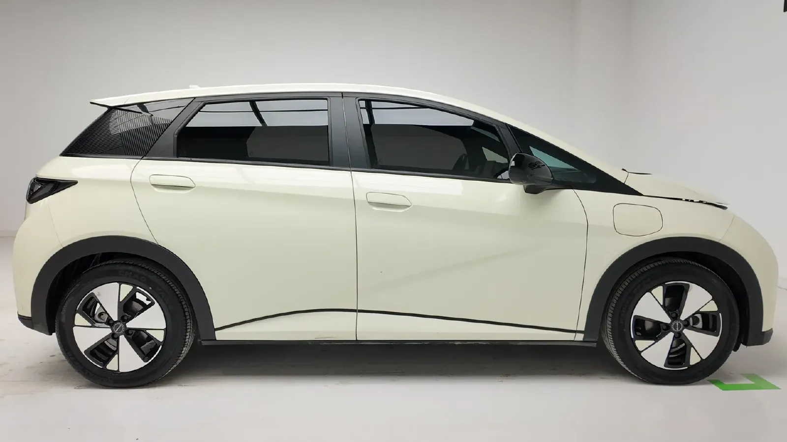 2023 BYD Dolphin BEV 44.928KWH,autocango,china used car exporter,china ev exporter,chinese used car exporter,chinese used ev exporter