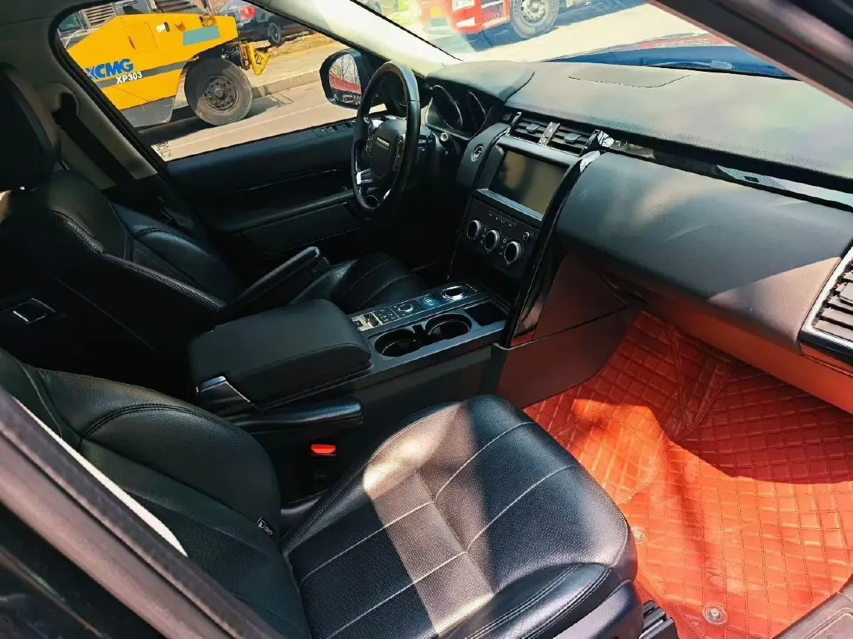 2018 Land Rover Discovery 3.0T 340HP V6 8AT,autocango,china used car exporter,china ev exporter,chinese used car exporter,chinese used ev exporter