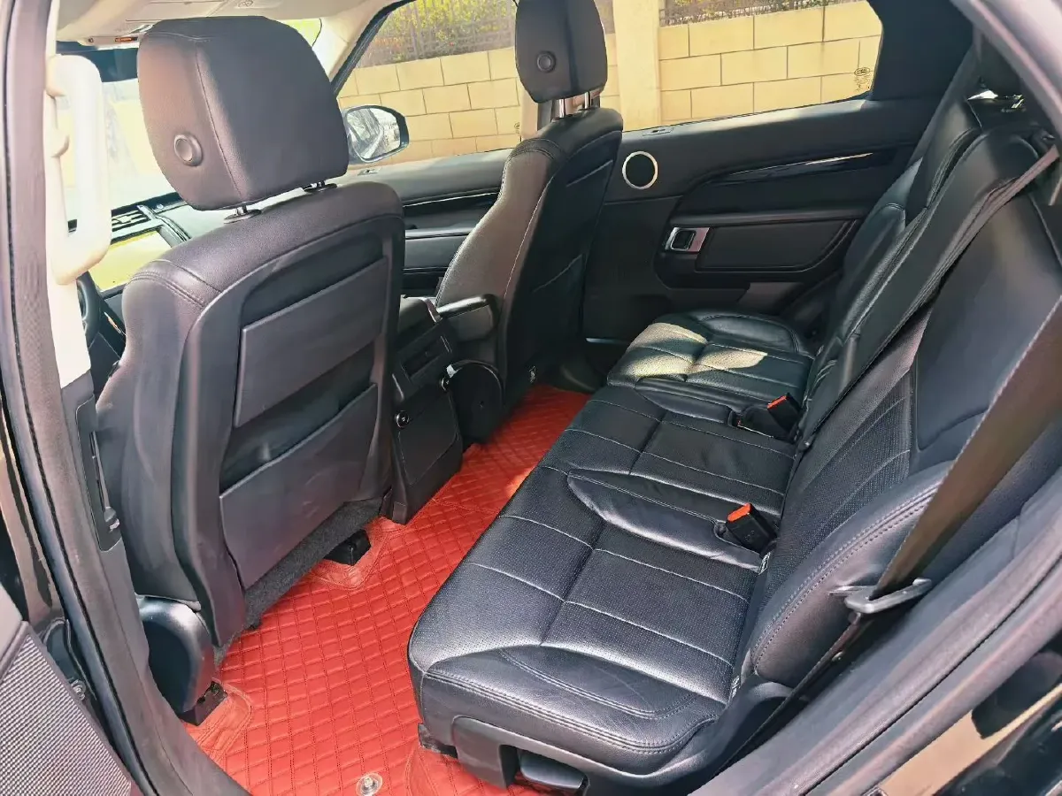 2018 Land Rover Discovery 3.0T 340HP V6 8AT,autocango,china used car exporter,china ev exporter,chinese used car exporter,chinese used ev exporter