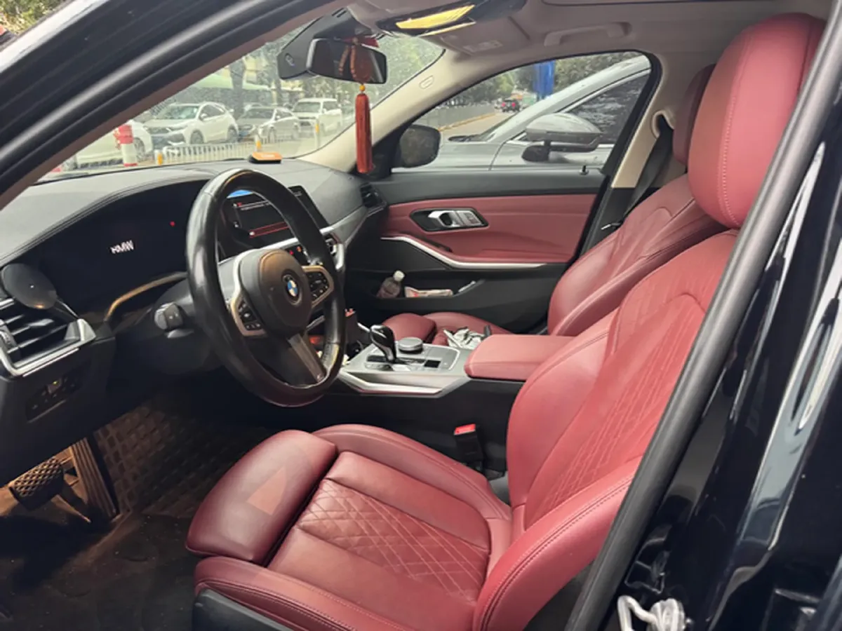 2022 BMW 3 Series 2.0T 184HP L4 8AT,autocango,china used car exporter,china ev exporter,chinese used car exporter,chinese used ev exporter