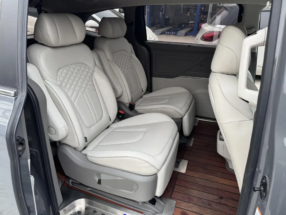 2021 Hyundai Custo 2.0T 236HP L4 8AT,autocango,china used car exporter,china ev exporter,chinese used car exporter,chinese used ev exporter